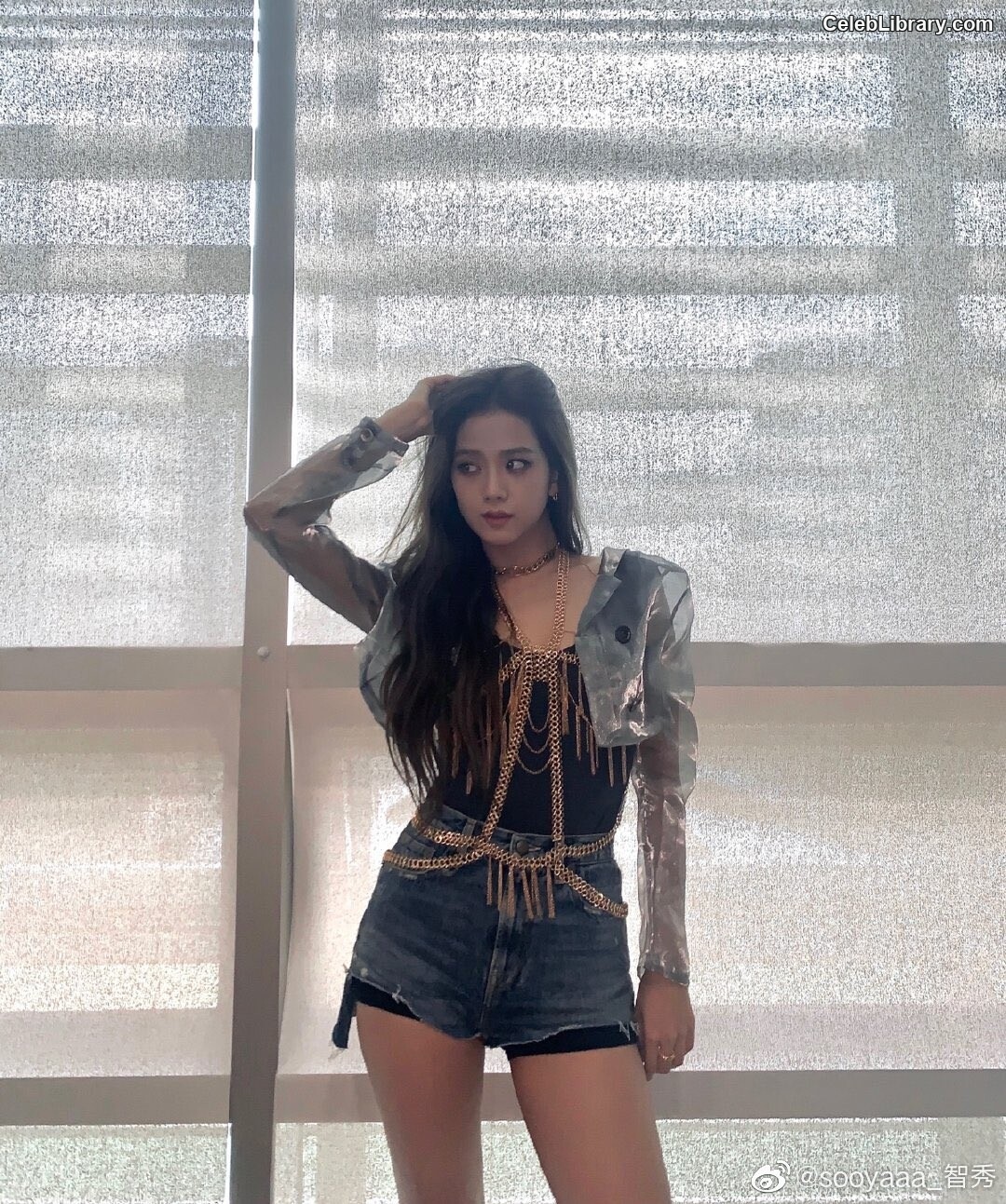 Jisoo  - BLΛƆKPIИK ( BLACKPINK ) photo 18 of 2451