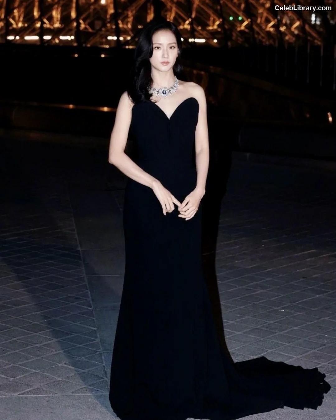 Jisoo  - BLΛƆKPIИK ( BLACKPINK ) photo 24 of 2451