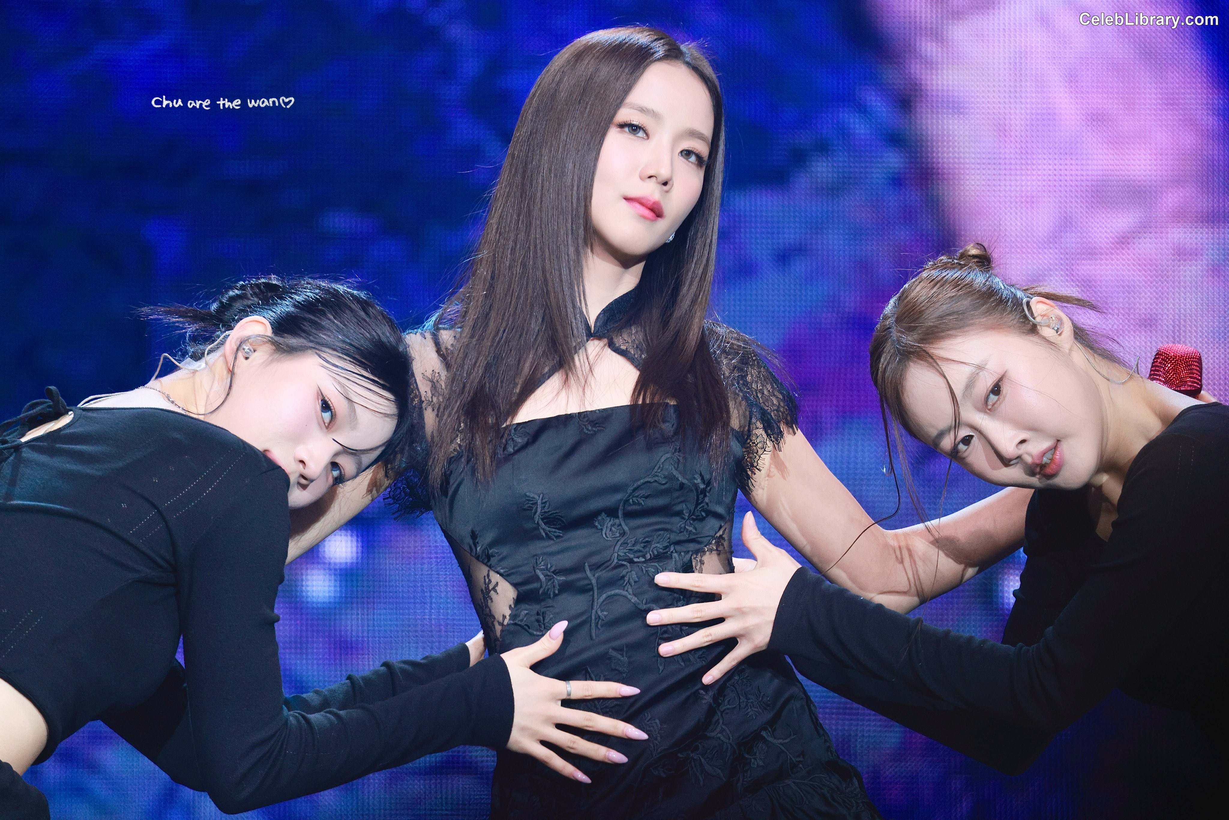 Jisoo  - BLΛƆKPIИK ( BLACKPINK ) photo 24 of 2451