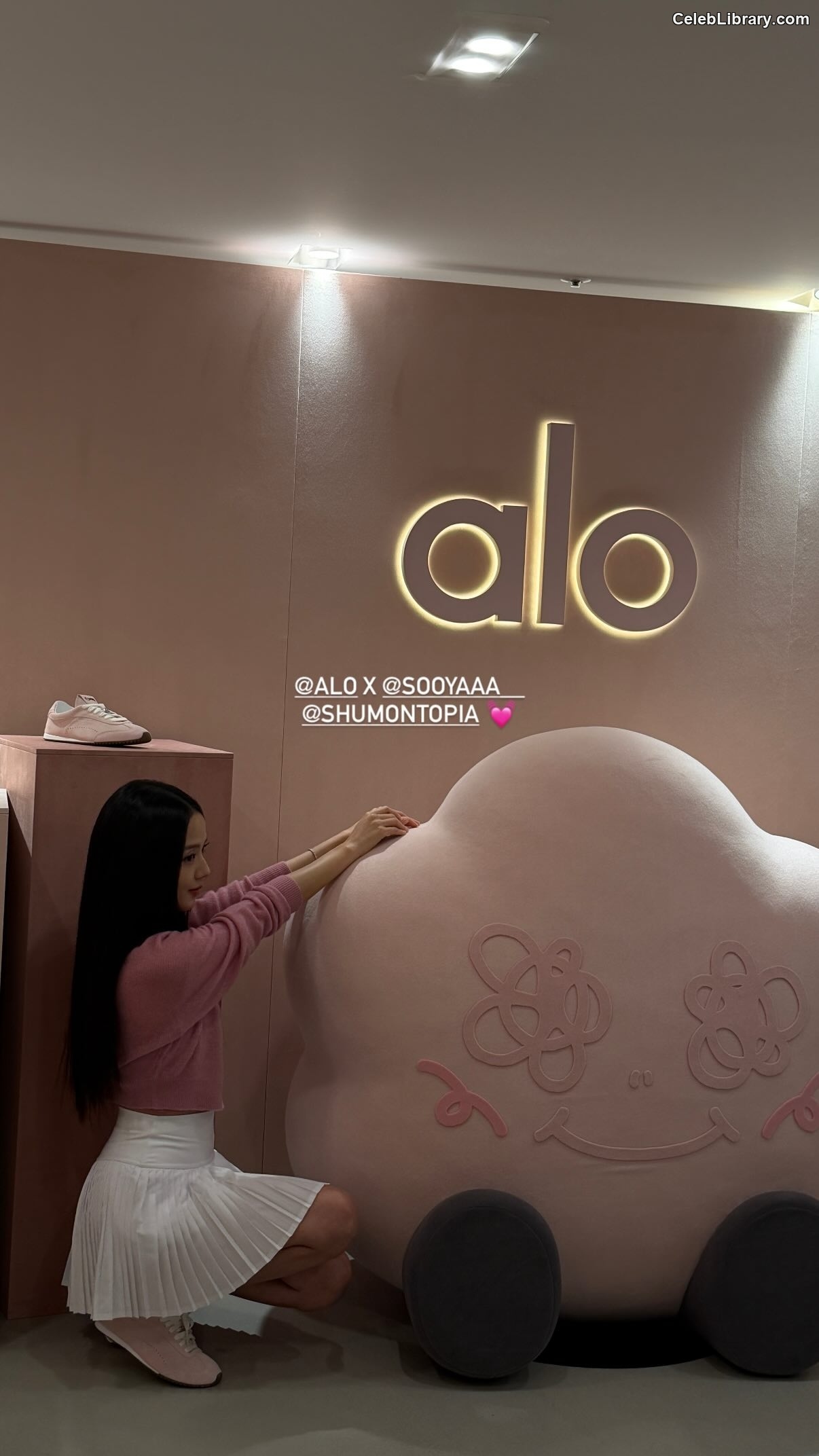 Jisoo  - BLΛƆKPIИK ( BLACKPINK ) photo 11 of 2451