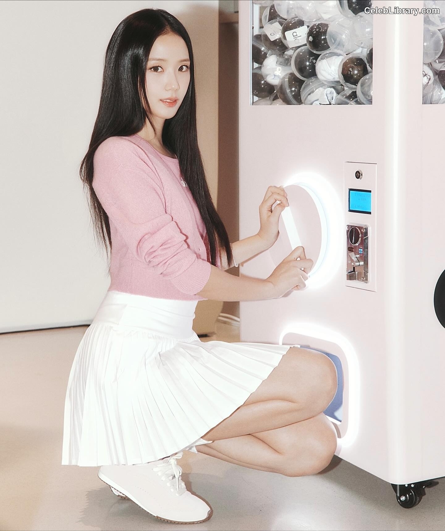 Jisoo  - BLΛƆKPIИK ( BLACKPINK ) photo 7 of 2451