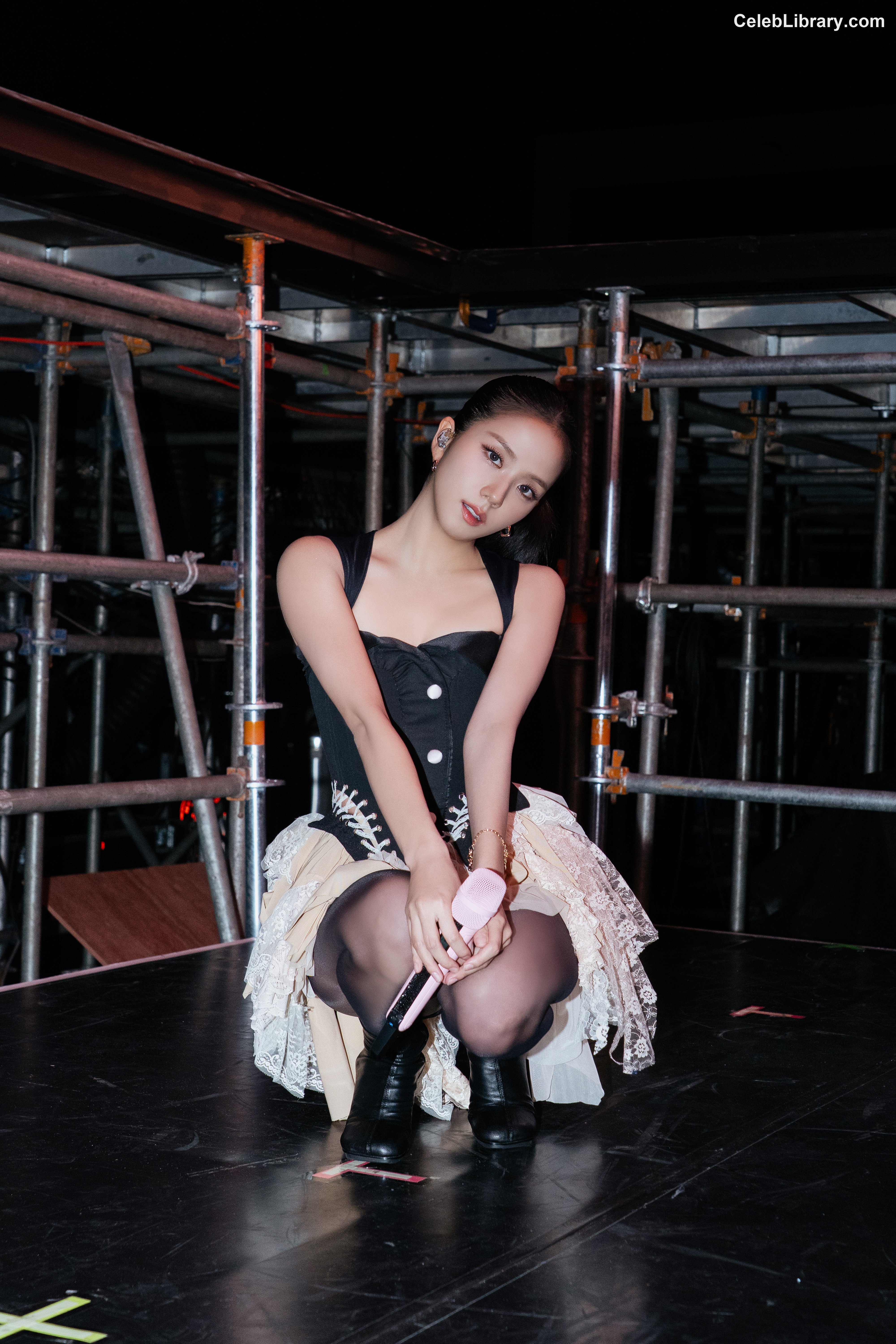 Jisoo  - BLΛƆKPIИK ( BLACKPINK ) photo 13 of 2451