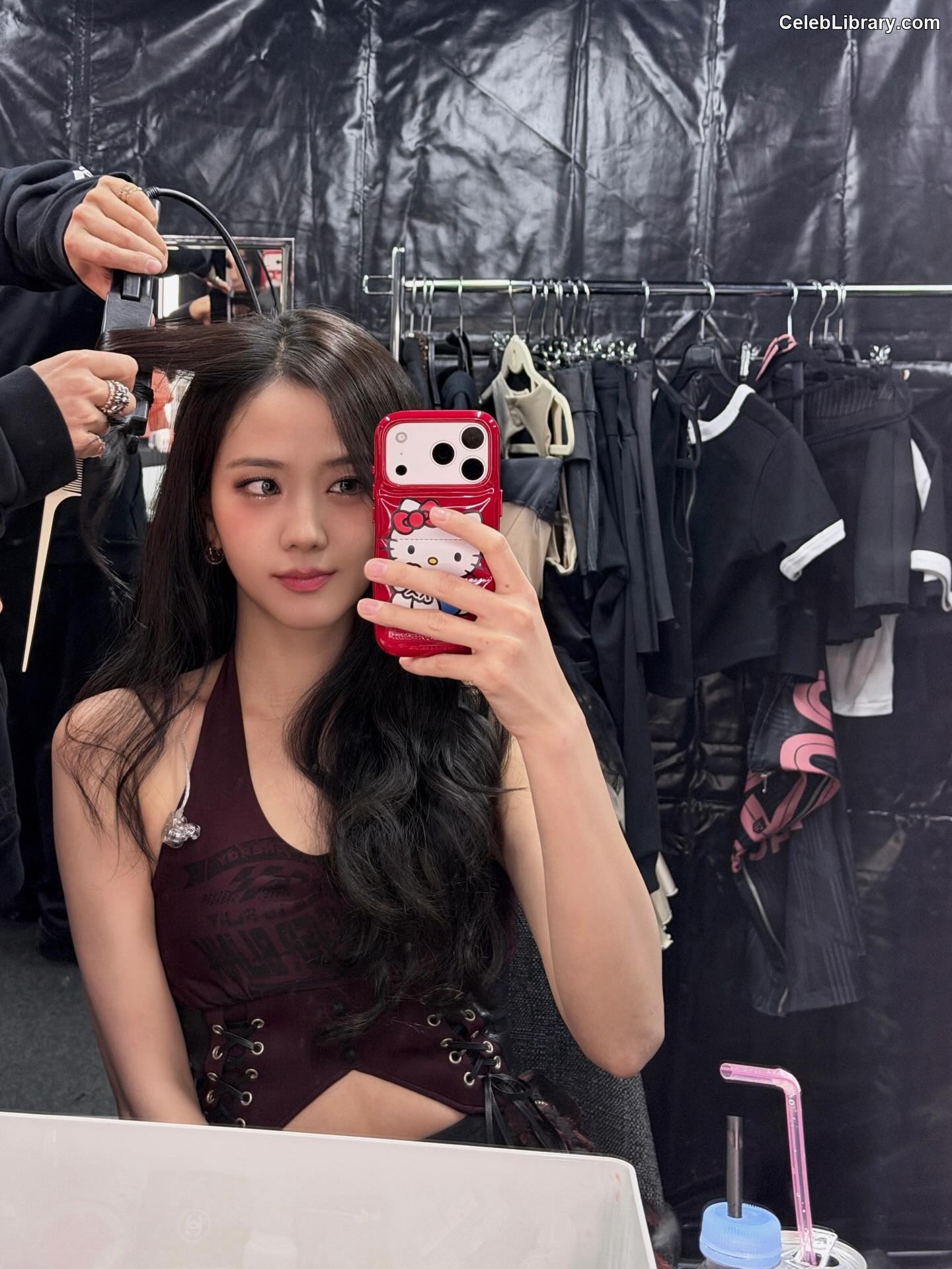 Jisoo  - BLΛƆKPIИK ( BLACKPINK ) photo 21 of 2451