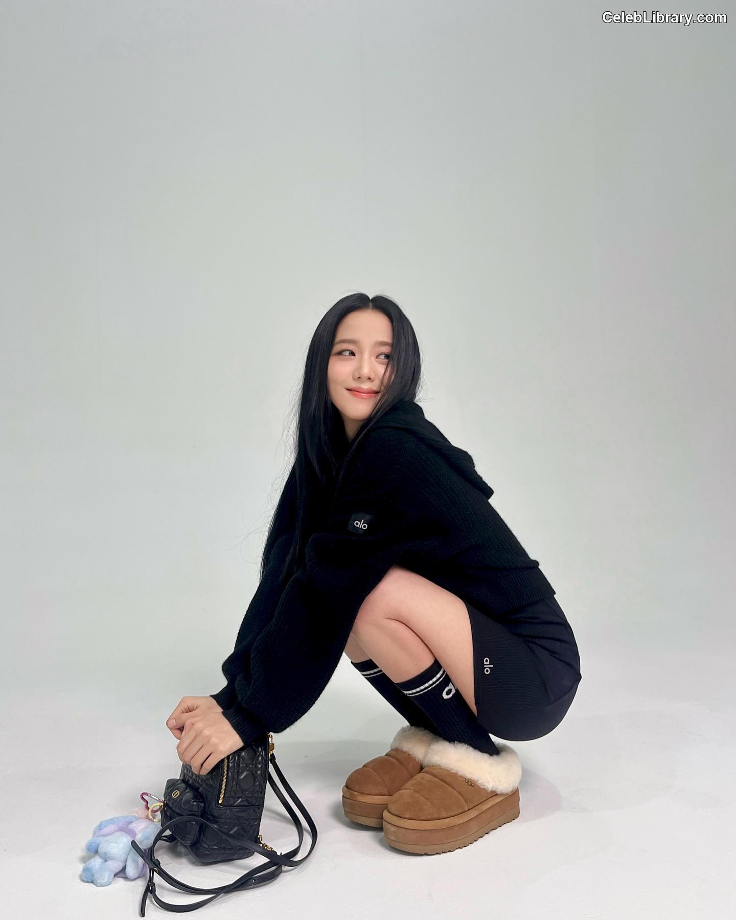 Jisoo  - BLΛƆKPIИK ( BLACKPINK ) photo 20 of 2451