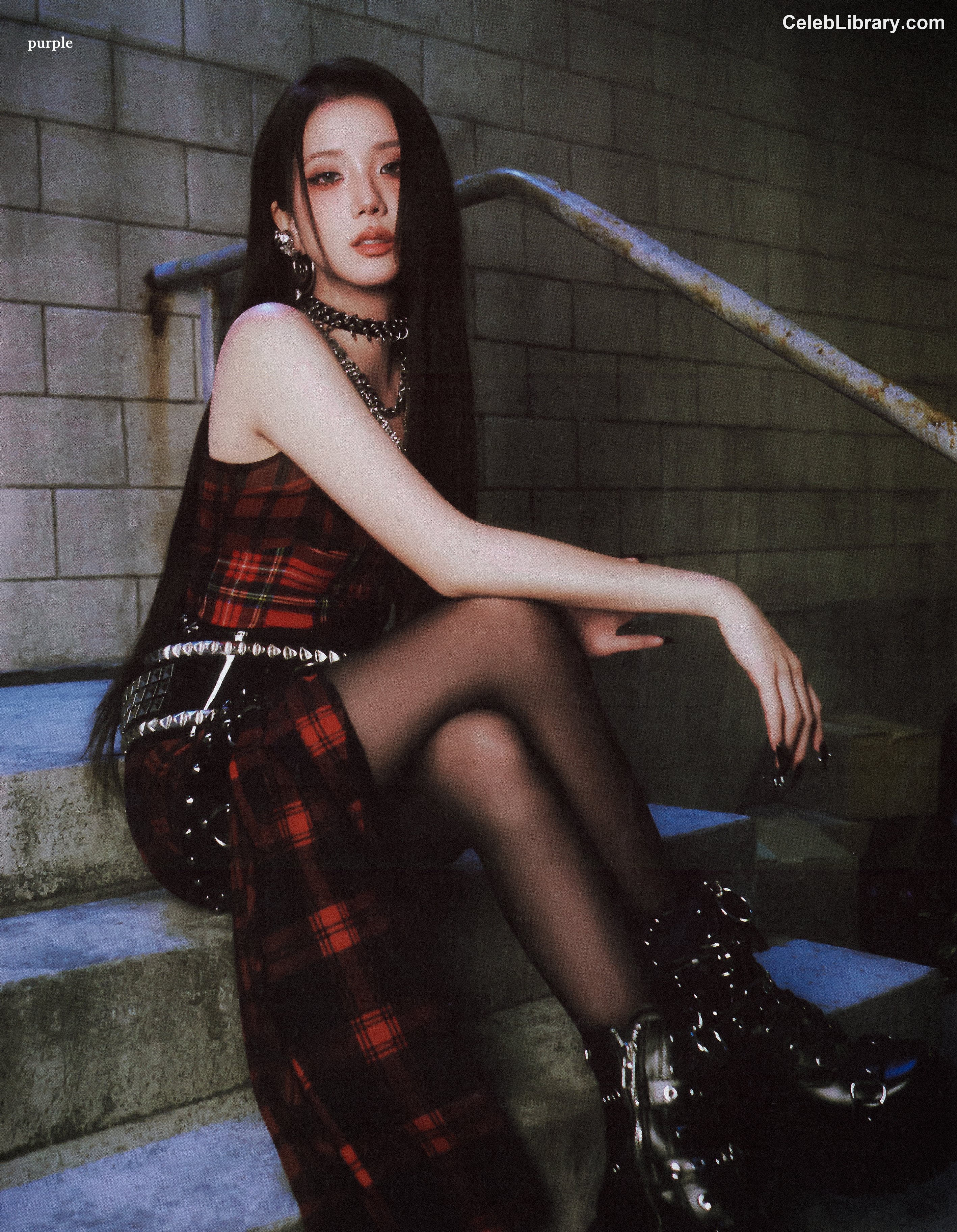 Jisoo  - BLΛƆKPIИK ( BLACKPINK ) photo 15 of 2451