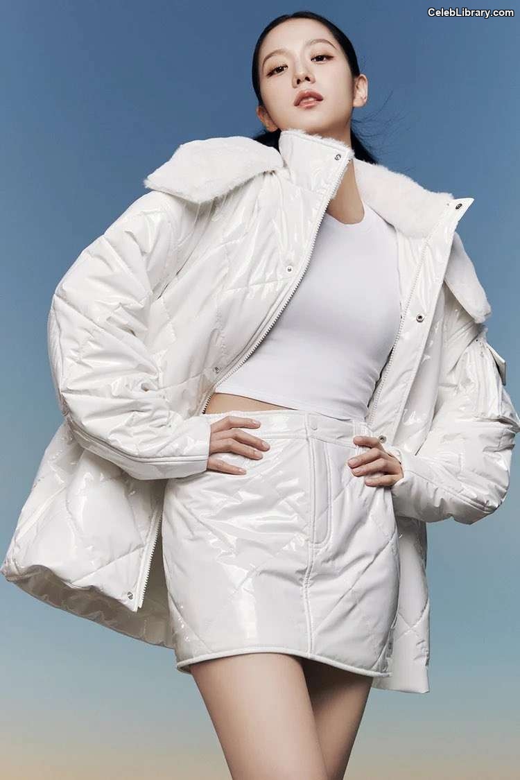 Jisoo  - BLΛƆKPIИK ( BLACKPINK ) photo 8 of 2451