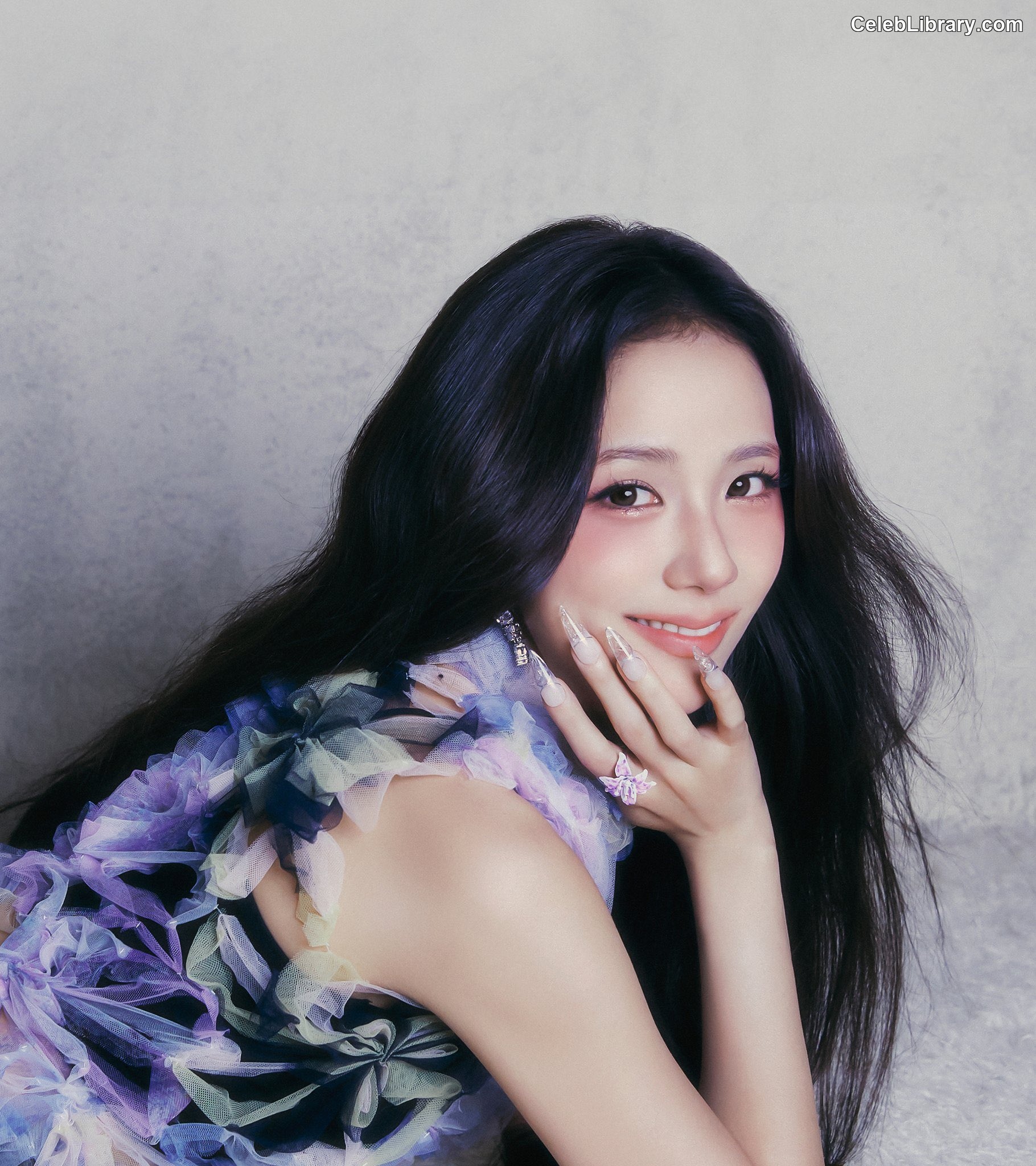 Jisoo  - BLΛƆKPIИK ( BLACKPINK ) photo 6 of 2451