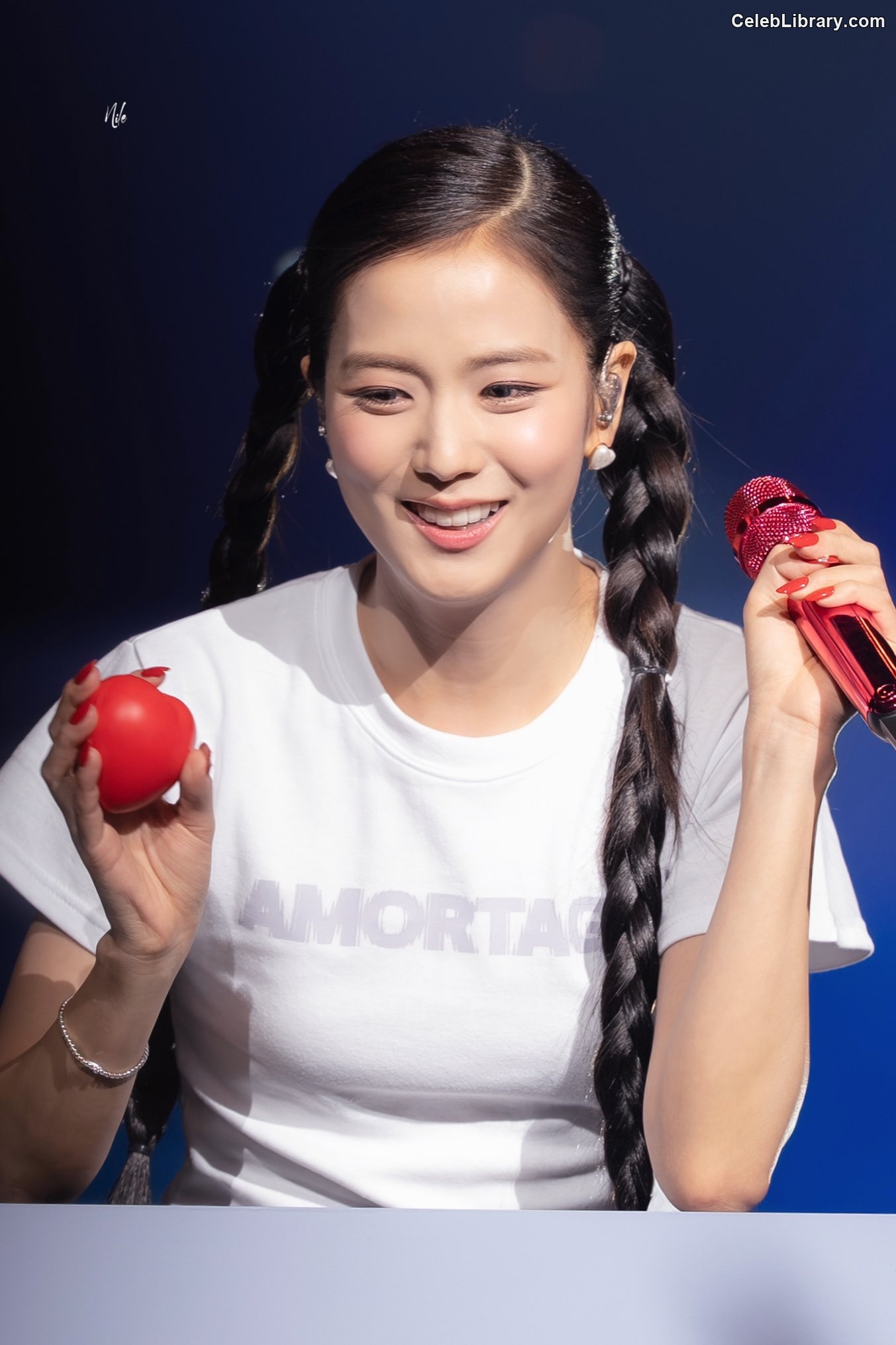 Jisoo  - BLΛƆKPIИK ( BLACKPINK ) photo 5 of 2451
