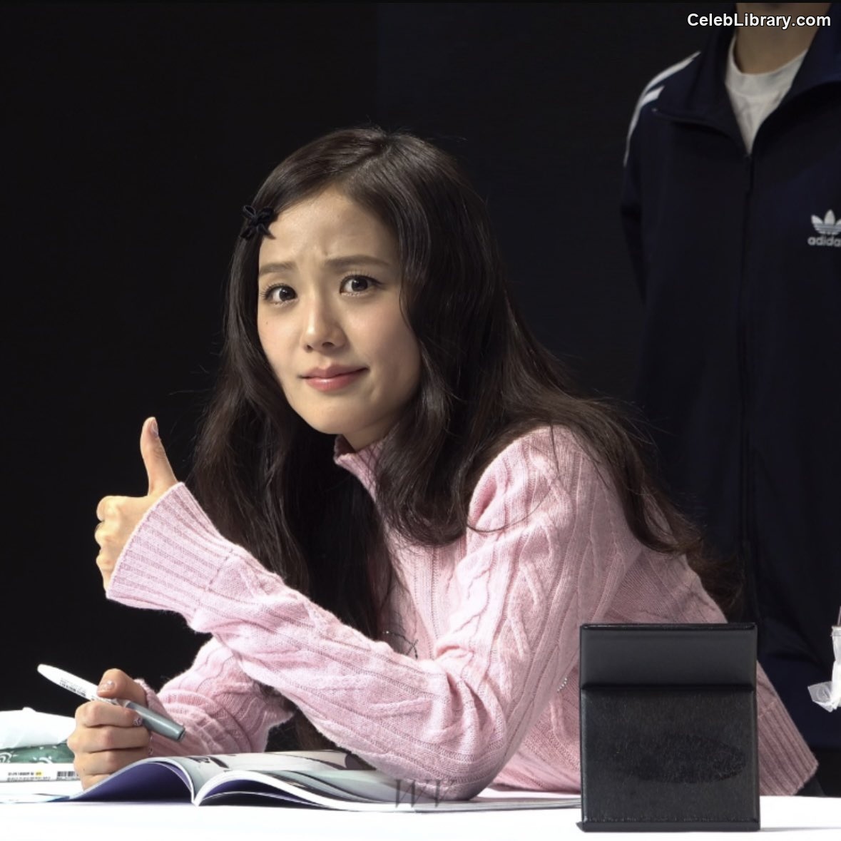 Jisoo  - BLΛƆKPIИK ( BLACKPINK ) photo 21 of 2451