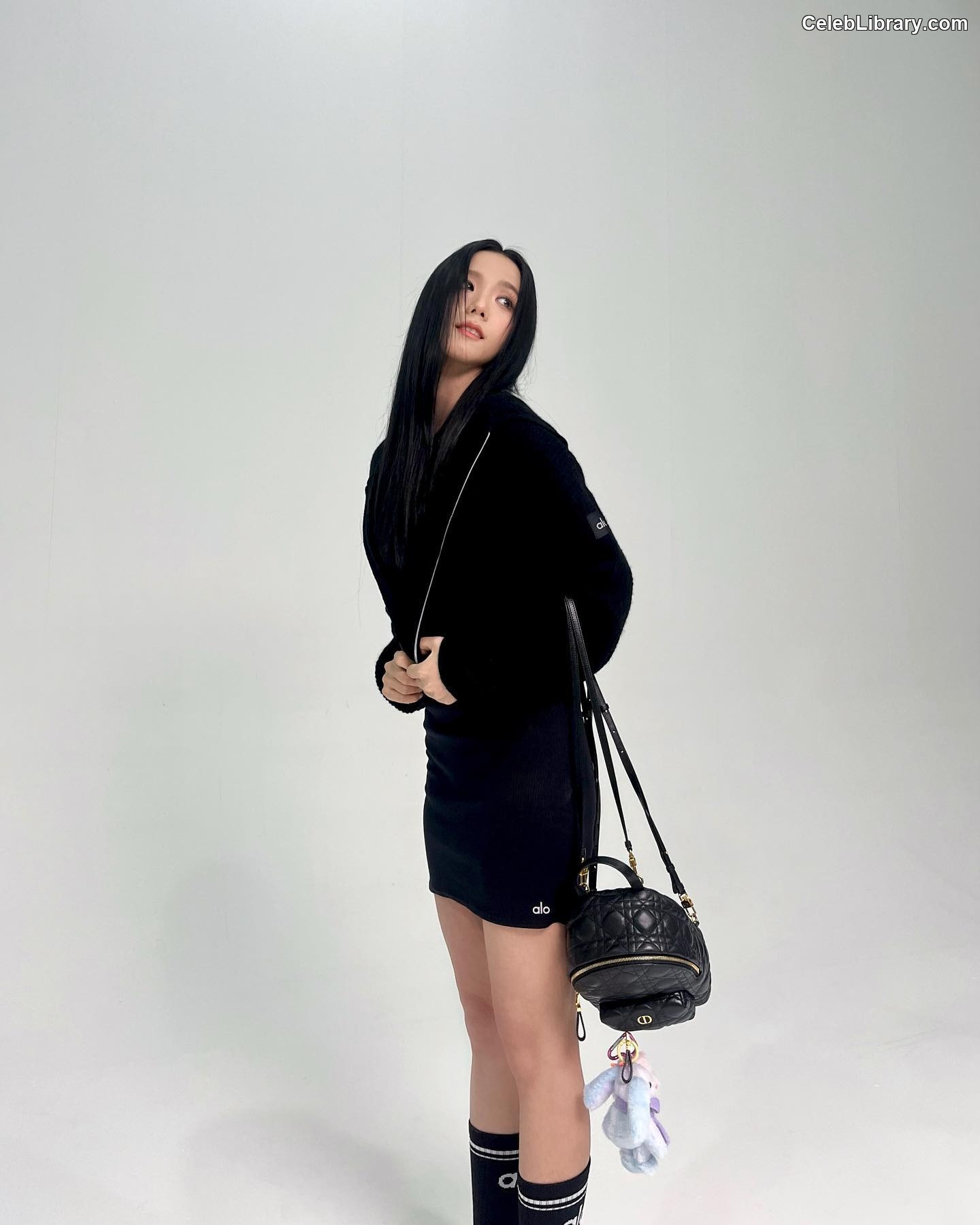 Jisoo  - BLΛƆKPIИK ( BLACKPINK ) photo 1 of 2451