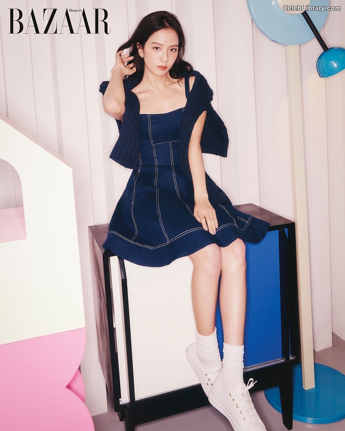 Jisoo  - BLΛƆKPIИK ( BLACKPINK ) photo 4 of 2451