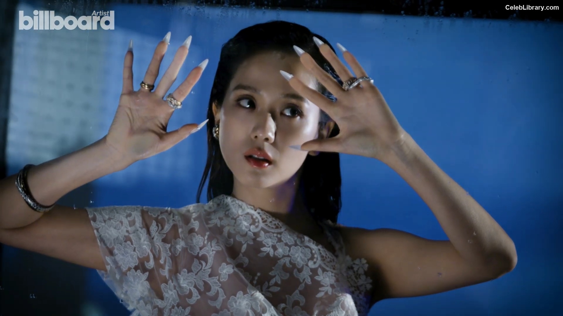 Jisoo  - BLΛƆKPIИK ( BLACKPINK ) photo 19 of 2451