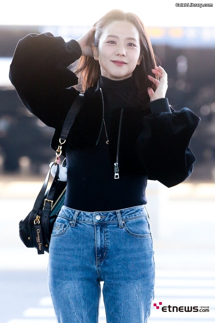 Jisoo  - BLΛƆKPIИK ( BLACKPINK ) photo 3 of 2451