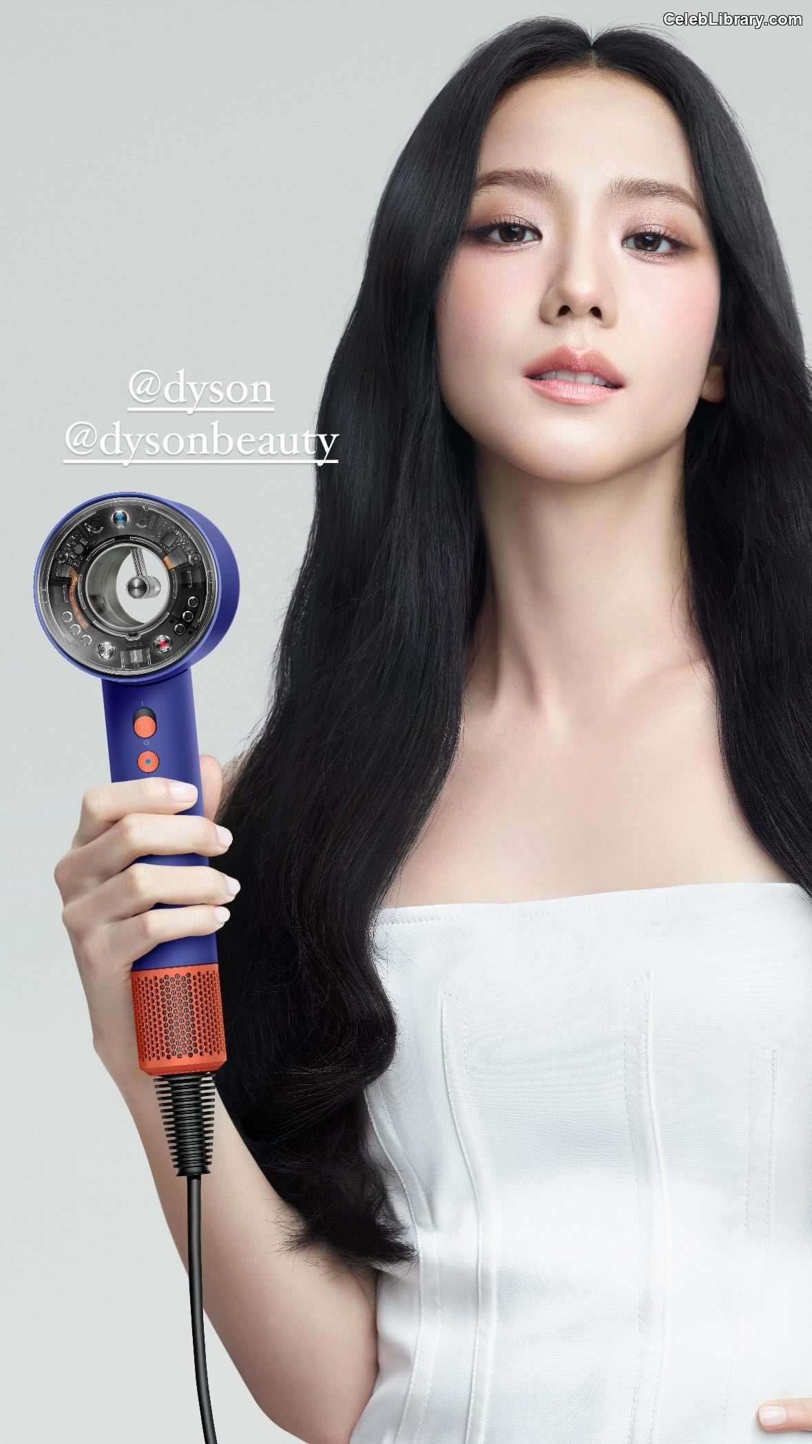 Jisoo  - BLΛƆKPIИK ( BLACKPINK ) photo 5 of 2451
