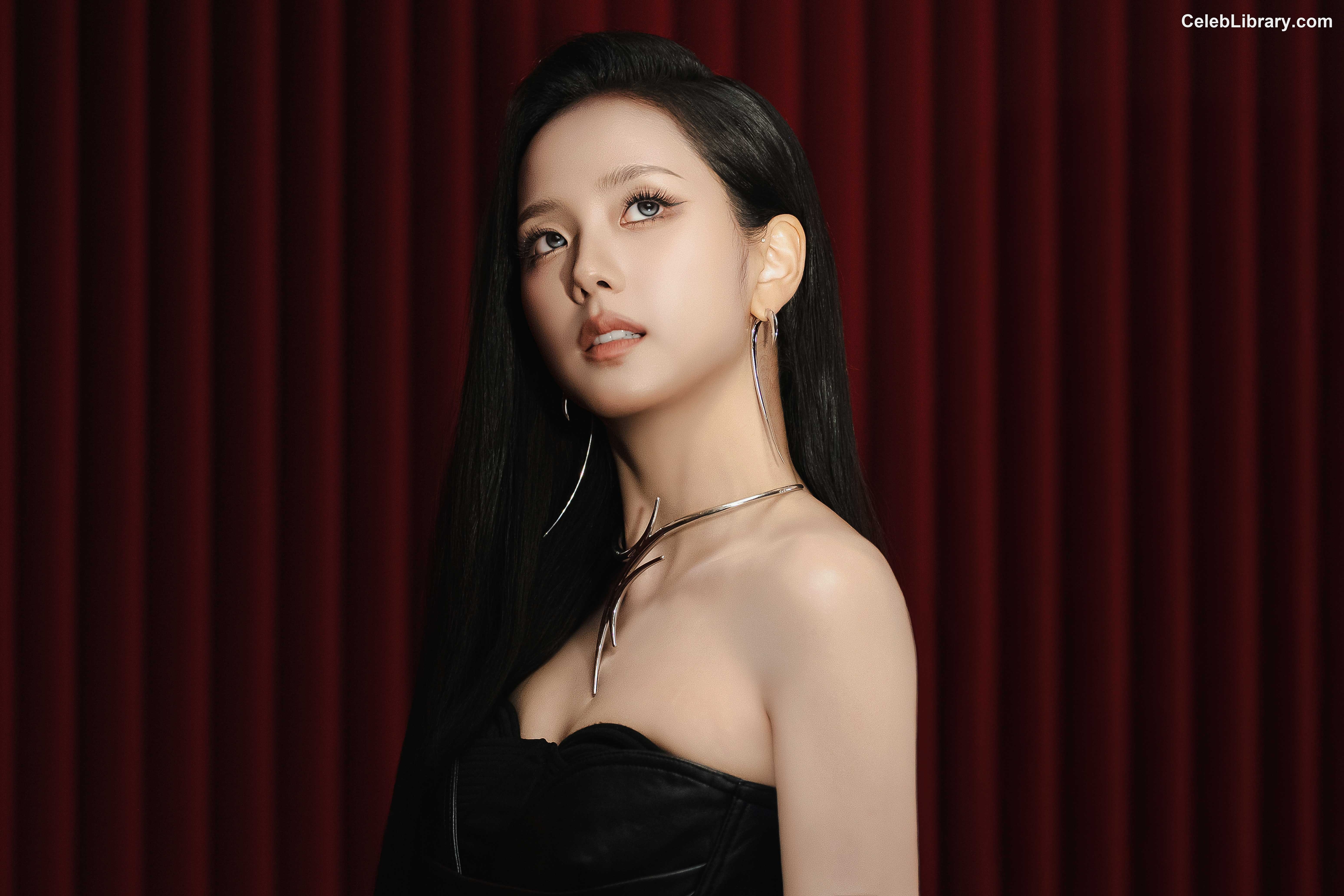 Jisoo  - BLΛƆKPIИK ( BLACKPINK ) photo 22 of 2451