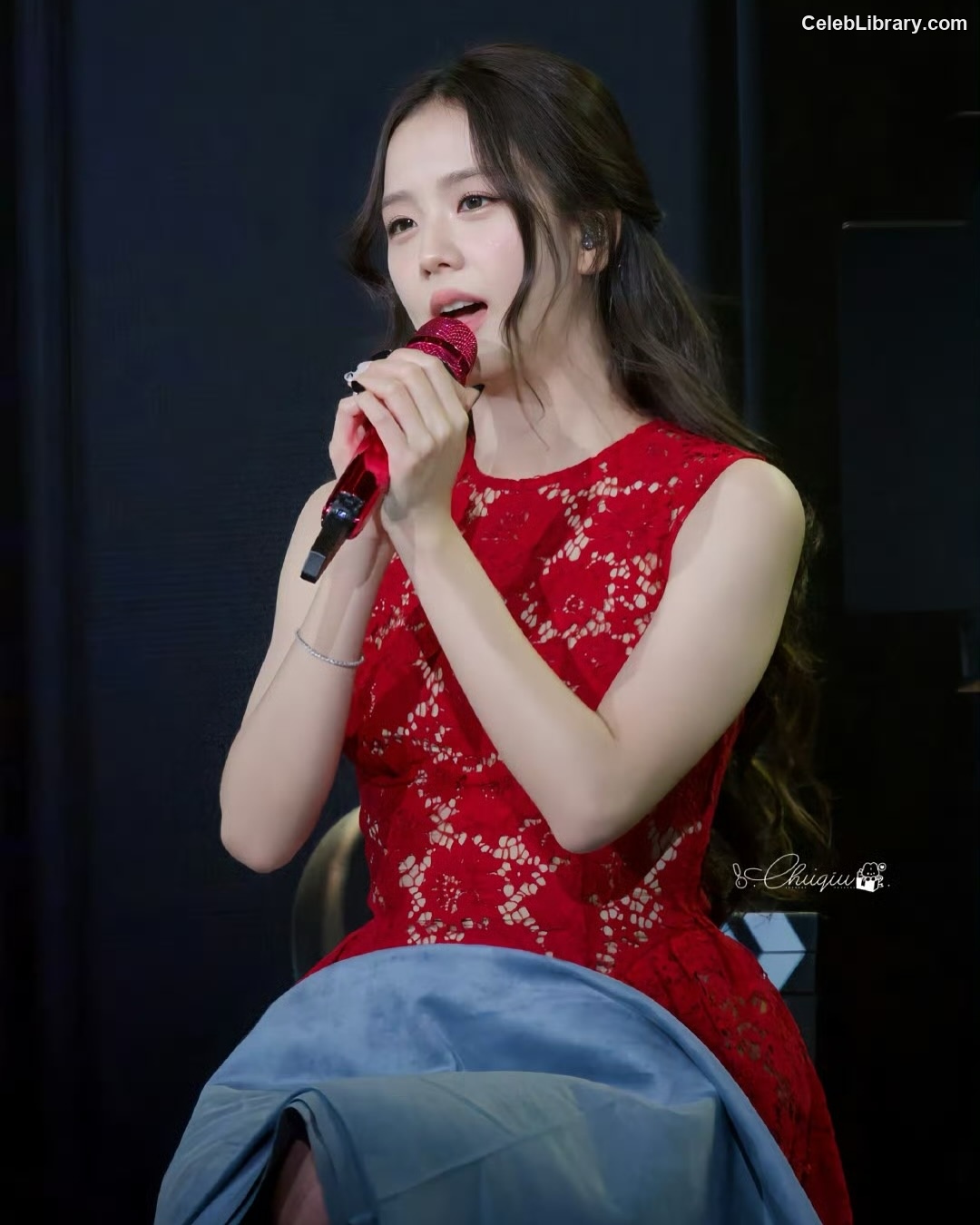 Jisoo  - BLΛƆKPIИK ( BLACKPINK ) photo 20 of 2451