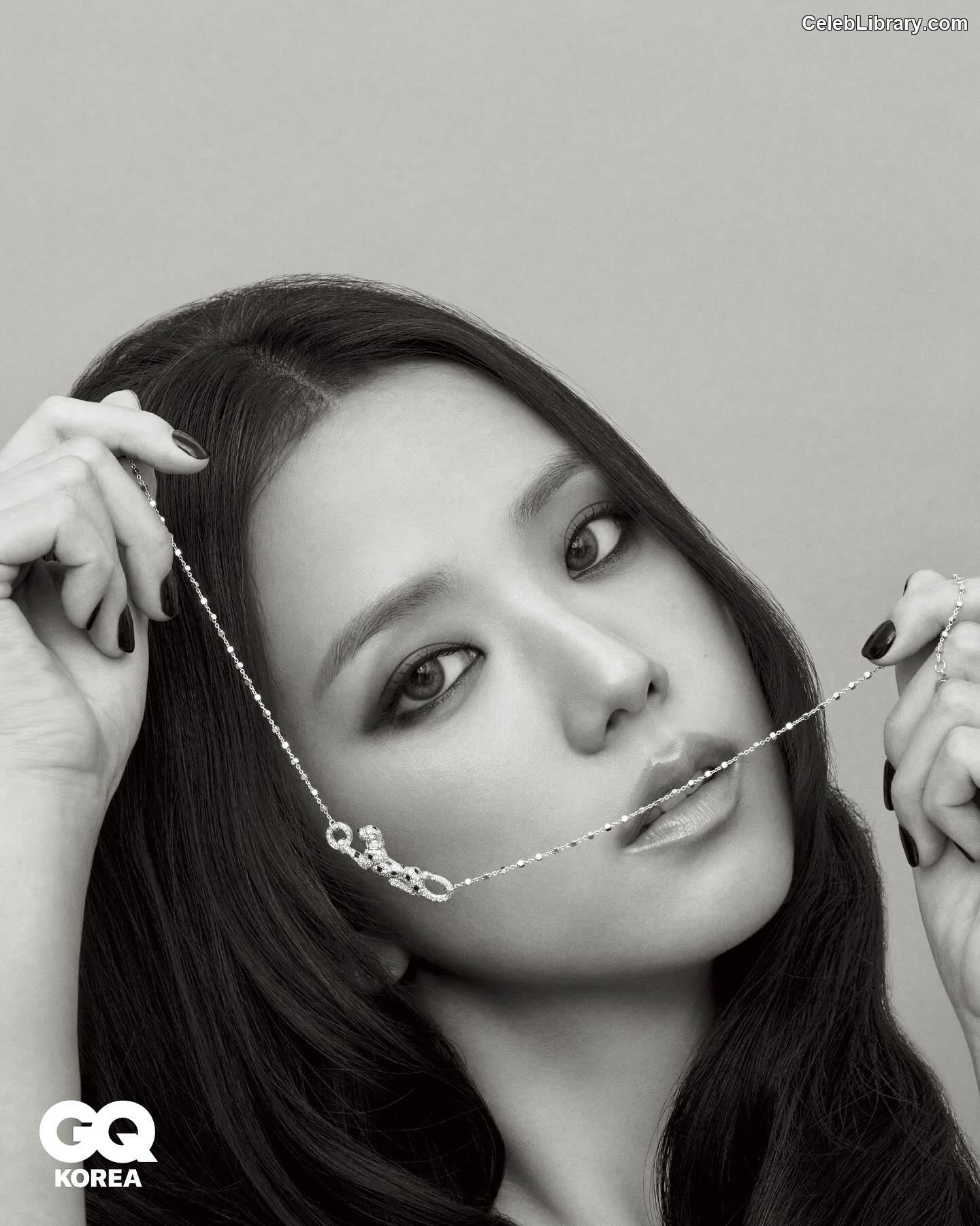 Jisoo  - BLΛƆKPIИK ( BLACKPINK ) photo 2 of 2451
