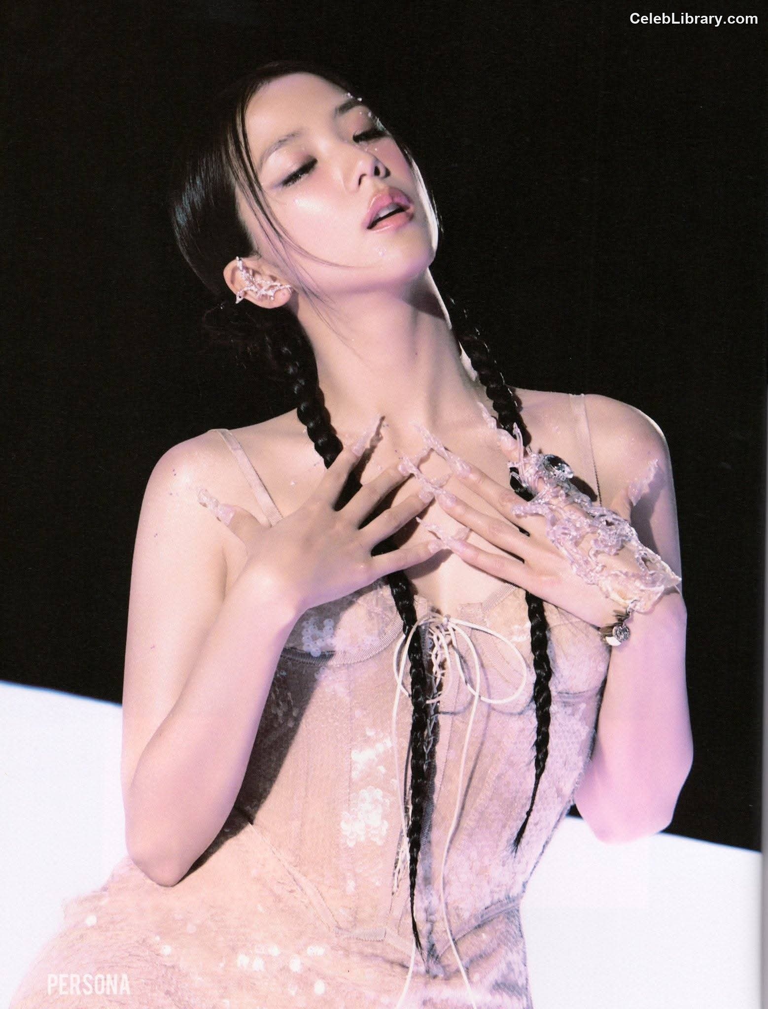 Jisoo  - BLΛƆKPIИK ( BLACKPINK ) photo 18 of 2451