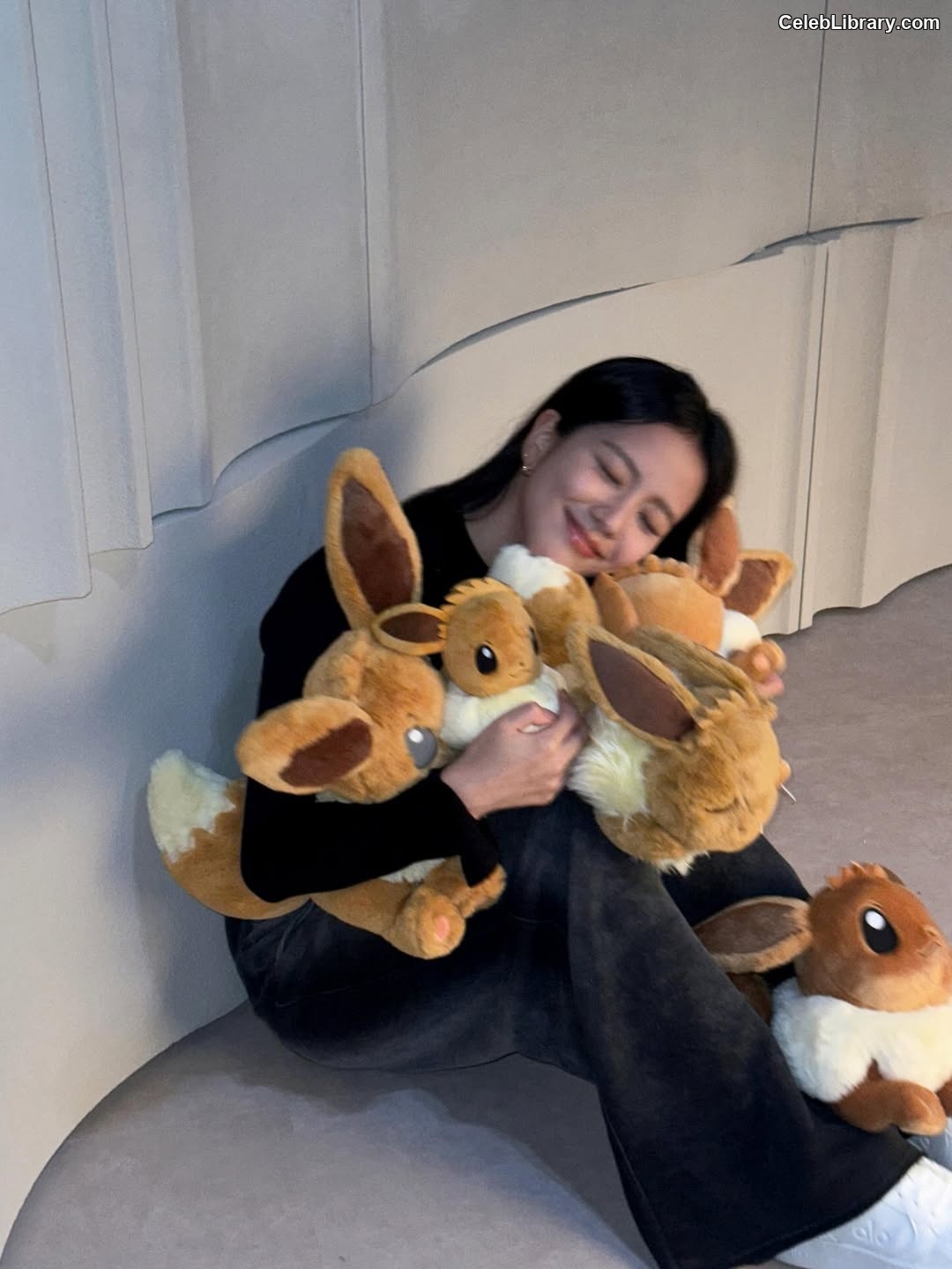 Jisoo  - BLΛƆKPIИK ( BLACKPINK ) photo 4 of 2451