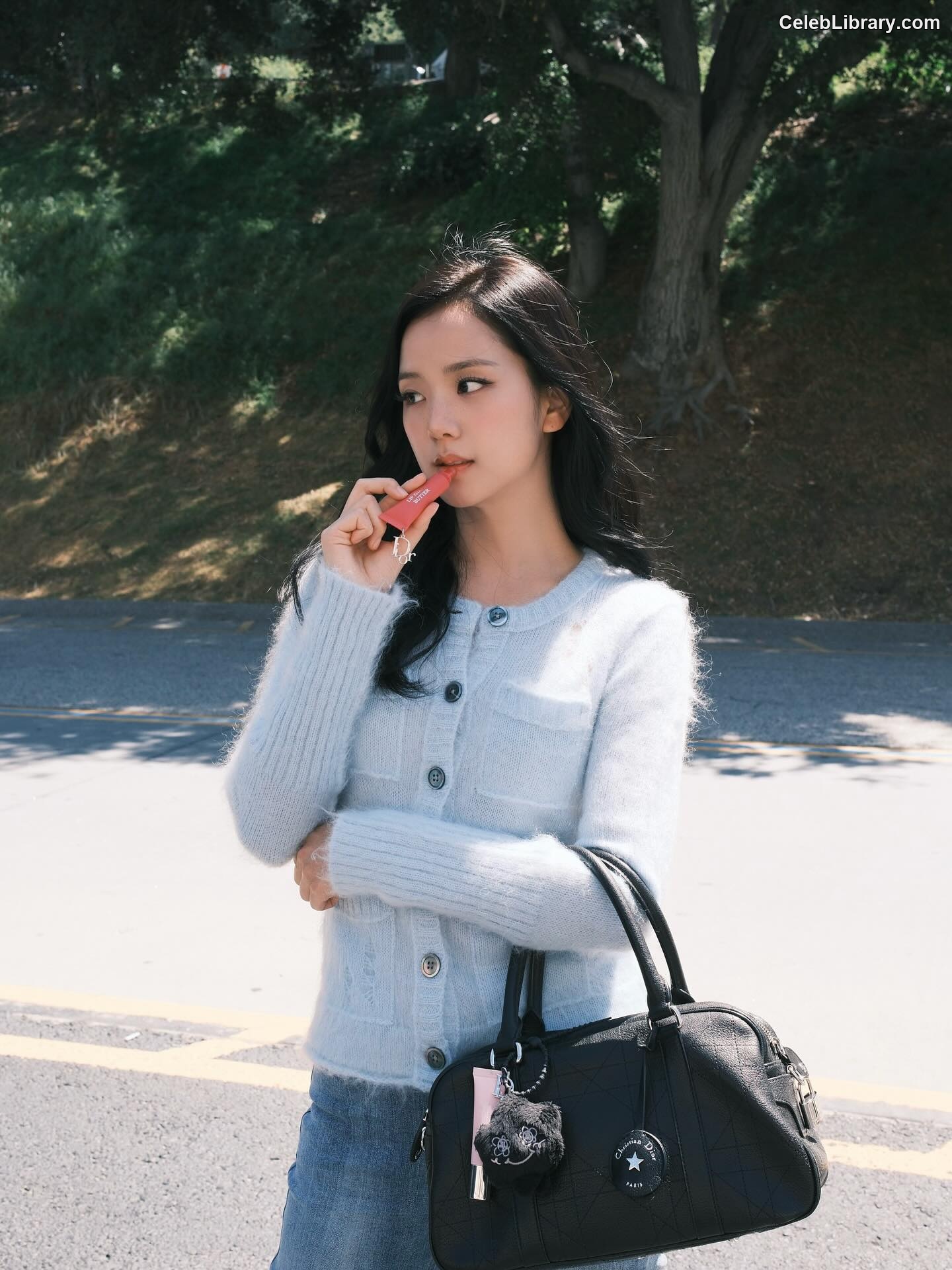 Jisoo  - BLΛƆKPIИK ( BLACKPINK ) photo 4 of 2451