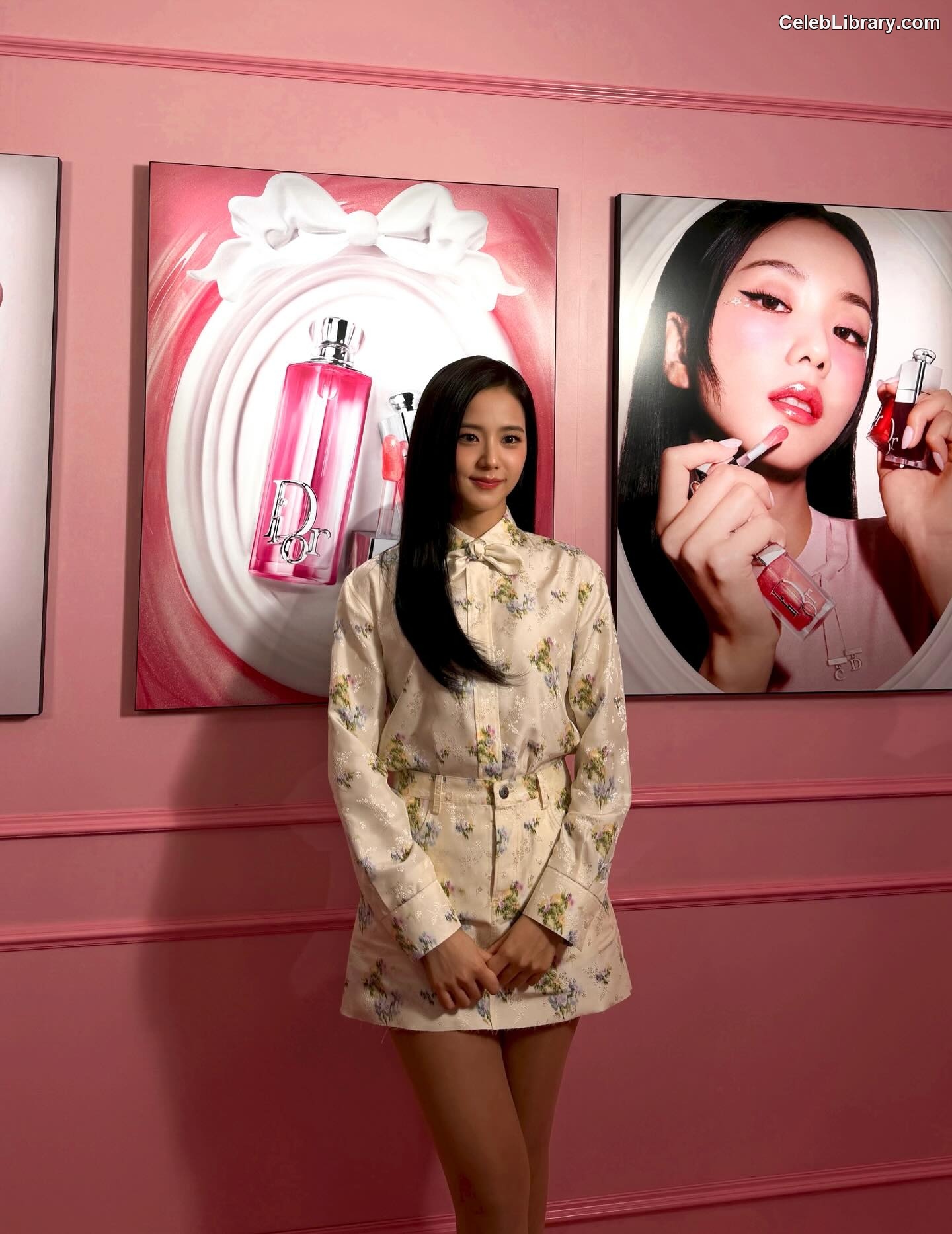 Jisoo  - BLΛƆKPIИK ( BLACKPINK ) photo 21 of 2451