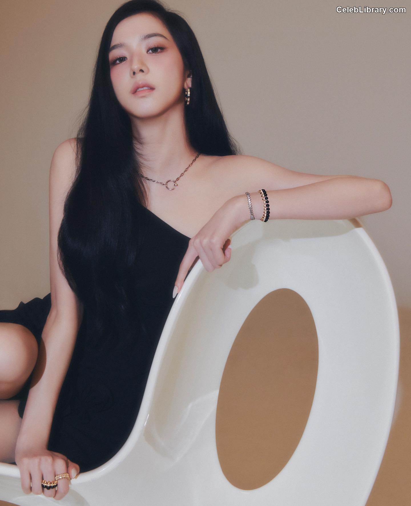 Jisoo  - BLΛƆKPIИK ( BLACKPINK ) photo 15 of 2451