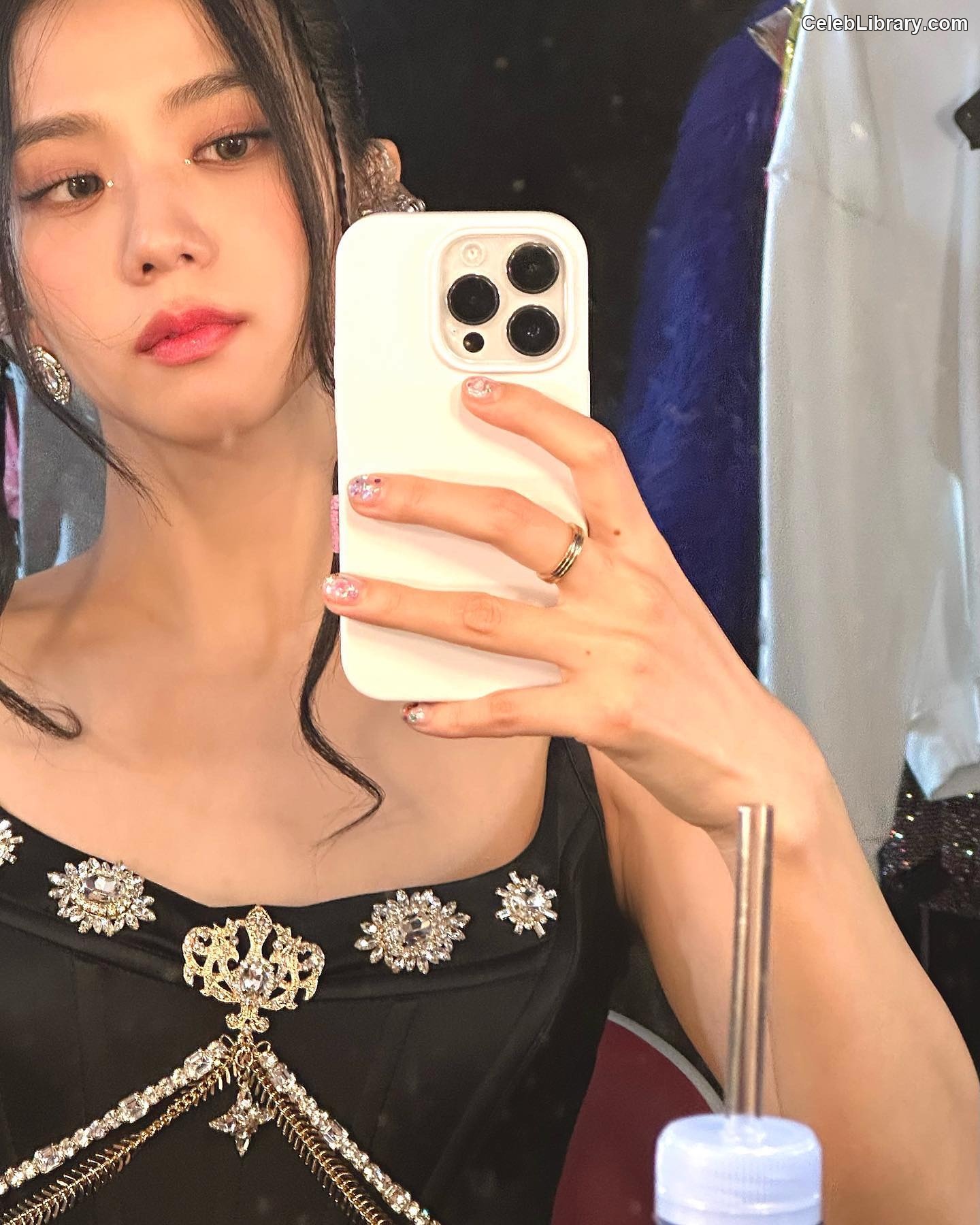 Jisoo  - BLΛƆKPIИK ( BLACKPINK ) photo 12 of 2451