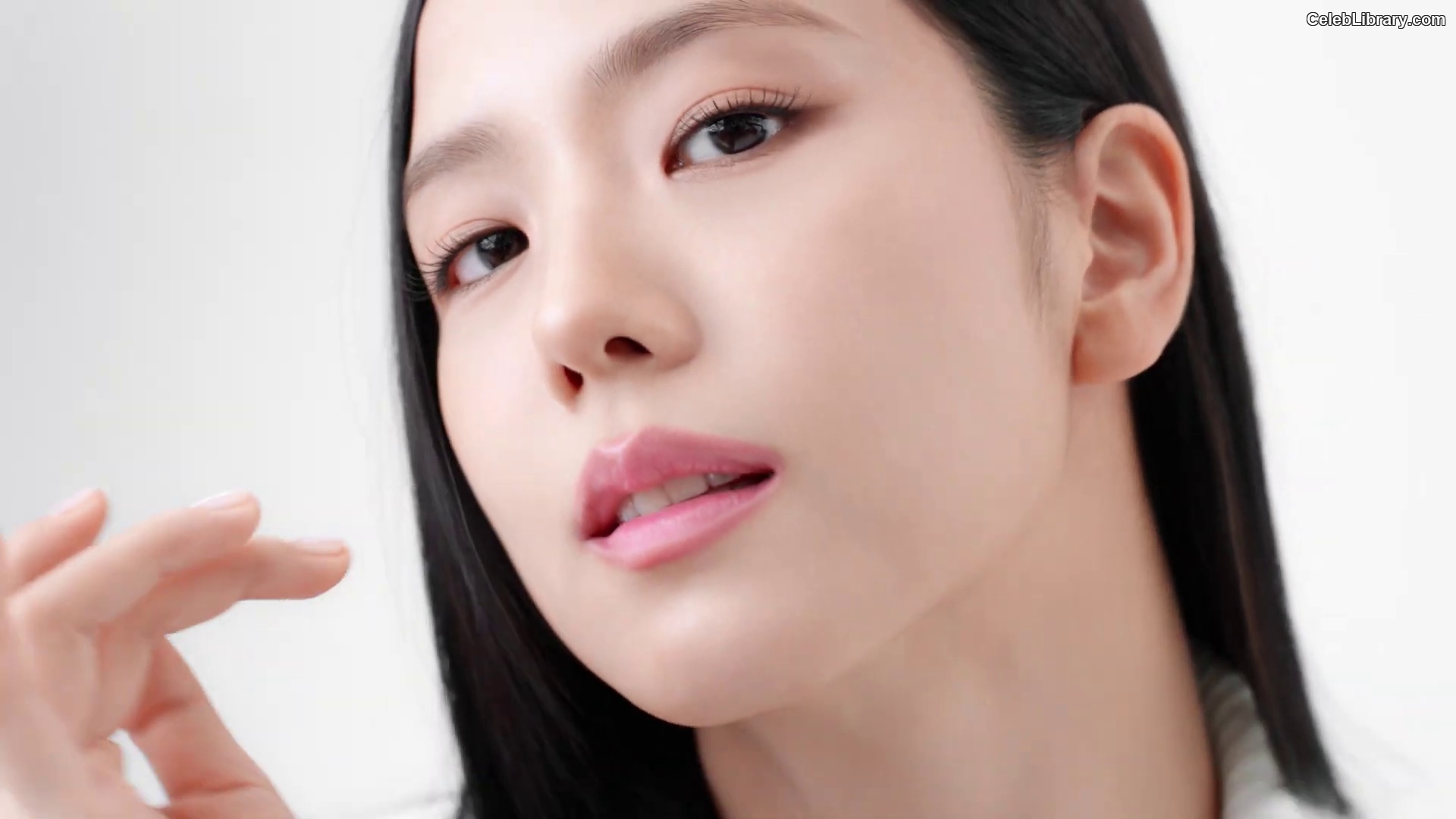 Jisoo  - BLΛƆKPIИK ( BLACKPINK ) photo 22 of 2451