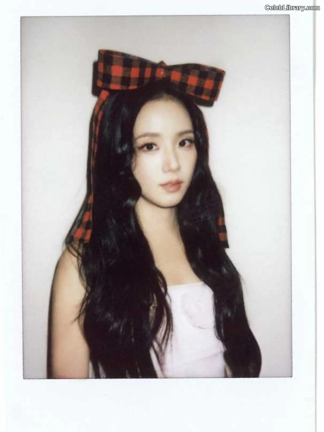 Jisoo  - BLΛƆKPIИK ( BLACKPINK ) photo 14 of 2451