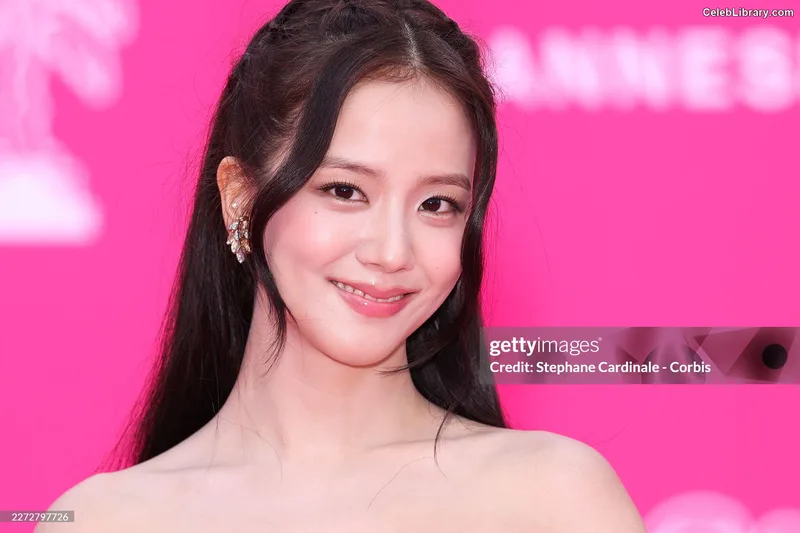 Jisoo  - BLΛƆKPIИK ( BLACKPINK ) photo 22 of 2451