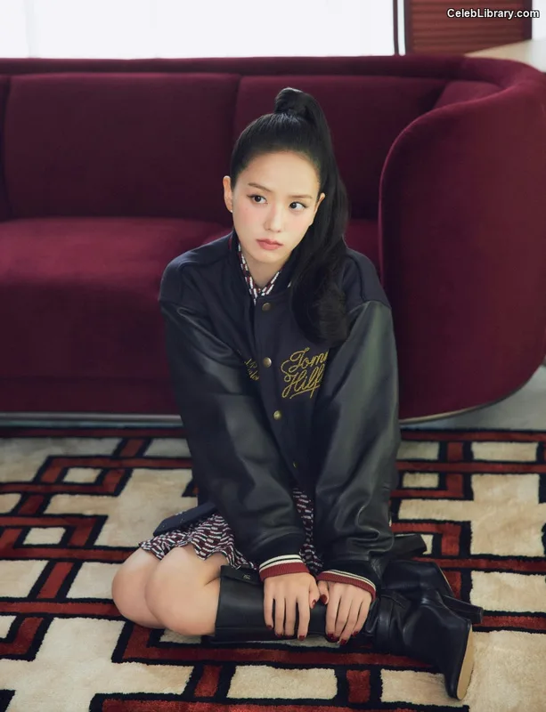Jisoo  - BLΛƆKPIИK ( BLACKPINK ) photo 2 of 2451