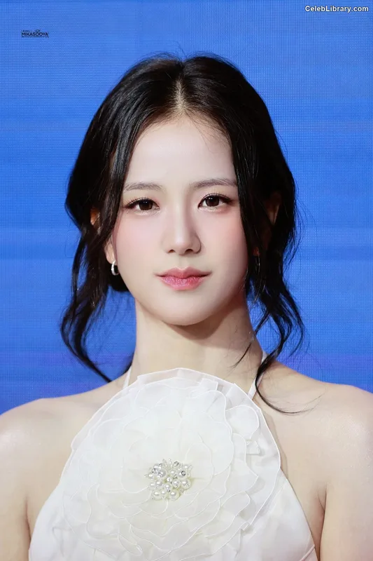 Jisoo  - BLΛƆKPIИK ( BLACKPINK ) photo 24 of 2451