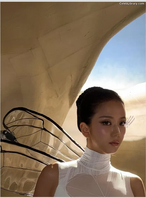 Jisoo  - BLΛƆKPIИK ( BLACKPINK ) photo 4 of 2451