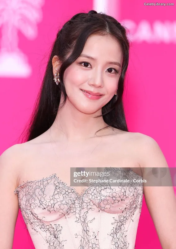 Jisoo  - BLΛƆKPIИK ( BLACKPINK ) photo 15 of 2451