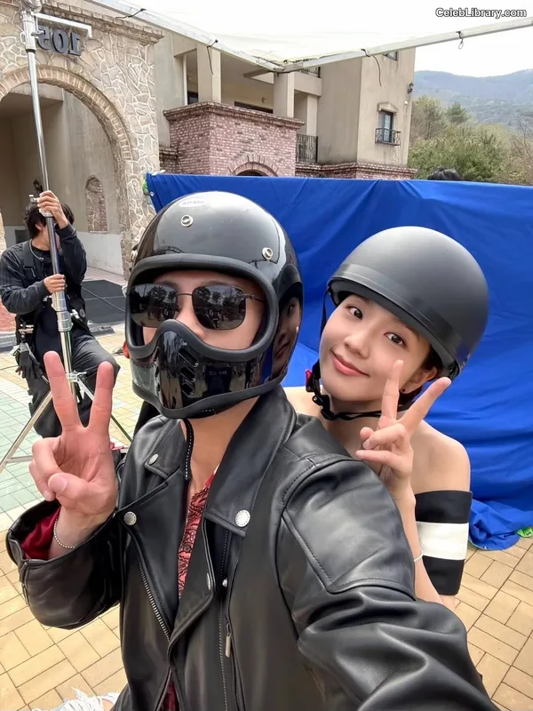 Jisoo  - BLΛƆKPIИK ( BLACKPINK ) photo 23 of 2451