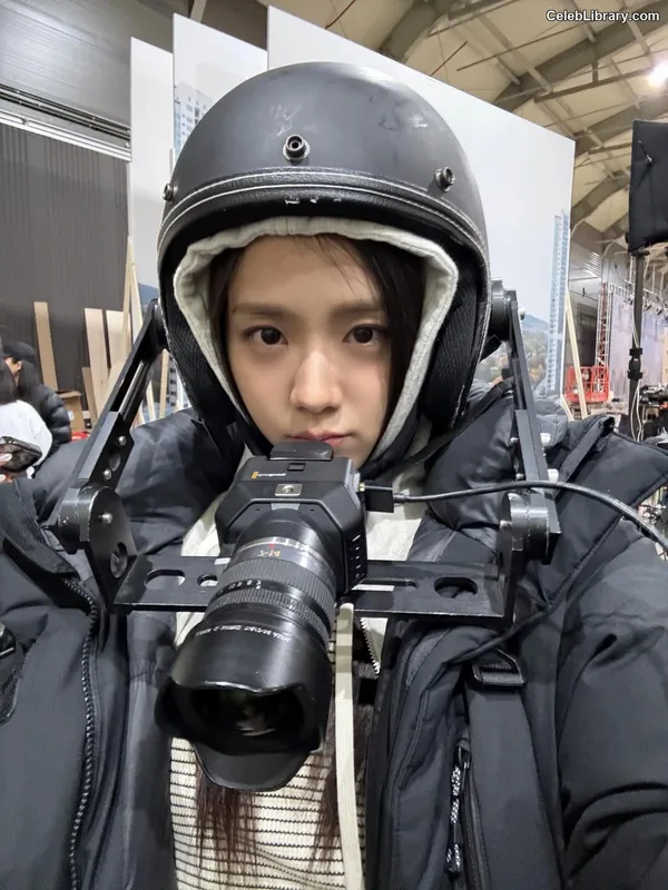 Jisoo  - BLΛƆKPIИK ( BLACKPINK ) photo 17 of 2451