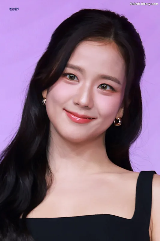 Jisoo  - BLΛƆKPIИK ( BLACKPINK ) photo 23 of 2451