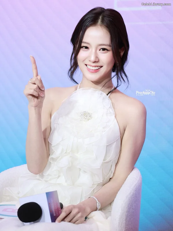 Jisoo  - BLΛƆKPIИK ( BLACKPINK ) photo 8 of 2451