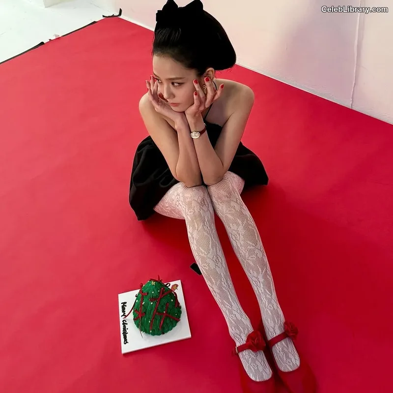 Jisoo  - BLΛƆKPIИK ( BLACKPINK ) photo 13 of 2451