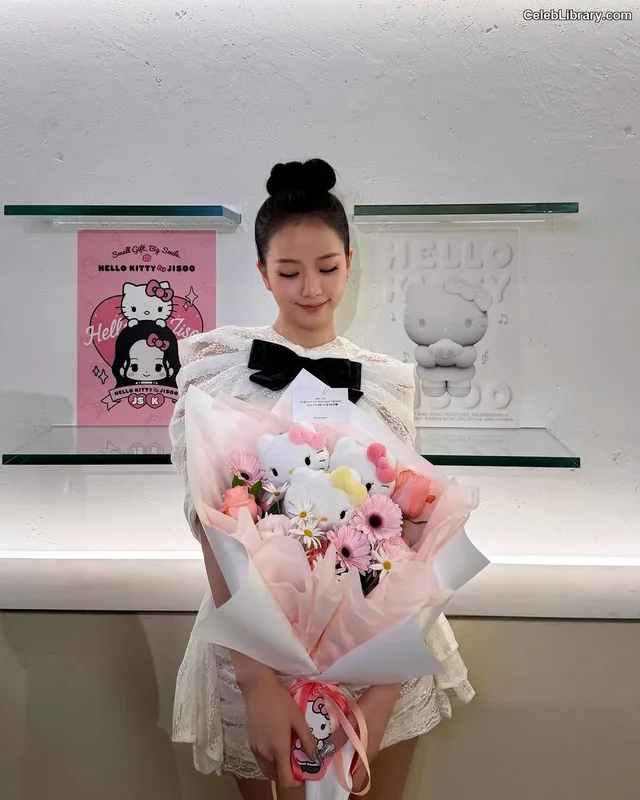 Jisoo  - BLΛƆKPIИK ( BLACKPINK ) photo 20 of 2451