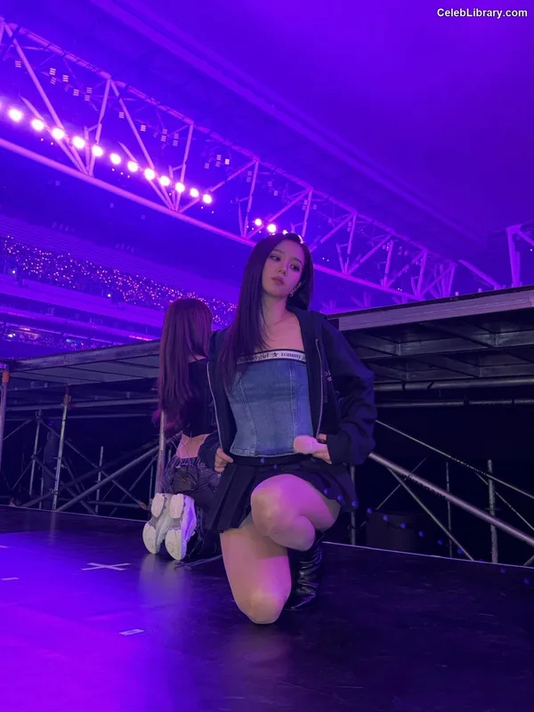 Jisoo  - BLΛƆKPIИK ( BLACKPINK ) photo 6 of 2451