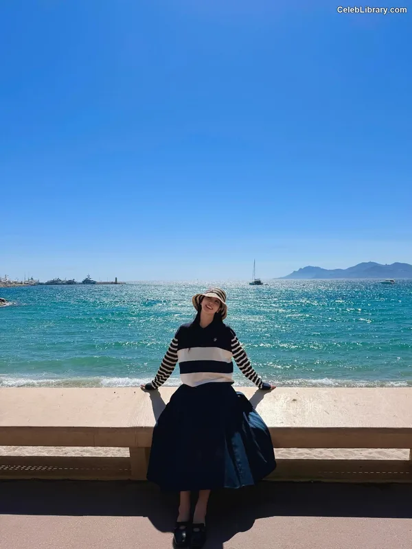 Jisoo  - BLΛƆKPIИK ( BLACKPINK ) photo 10 of 2451