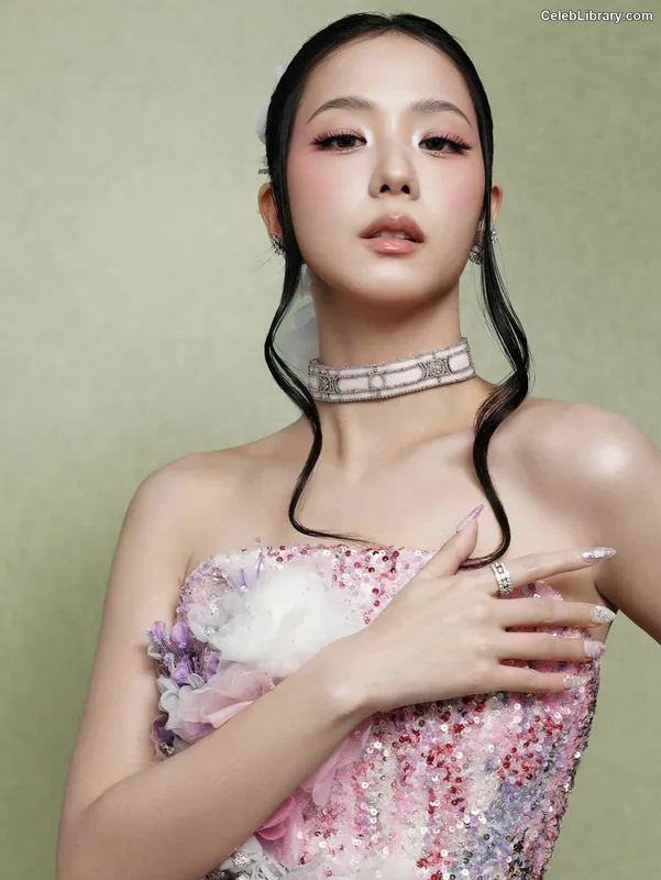 Jisoo  - BLΛƆKPIИK ( BLACKPINK ) photo 22 of 2451