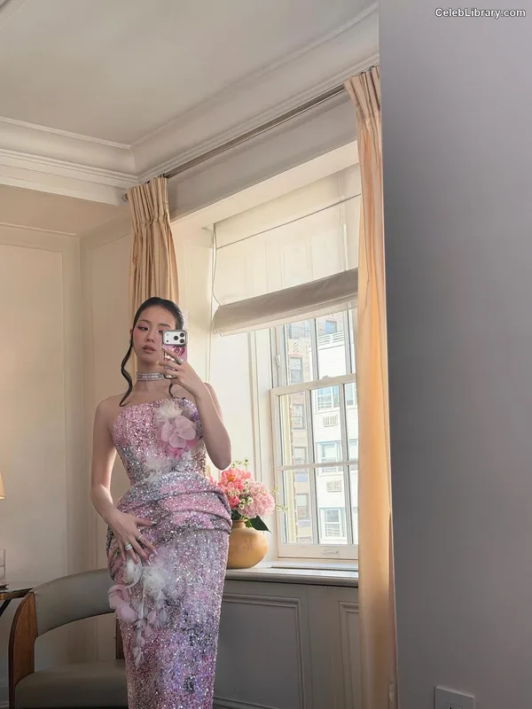 Jisoo  - BLΛƆKPIИK ( BLACKPINK ) photo 24 of 2451