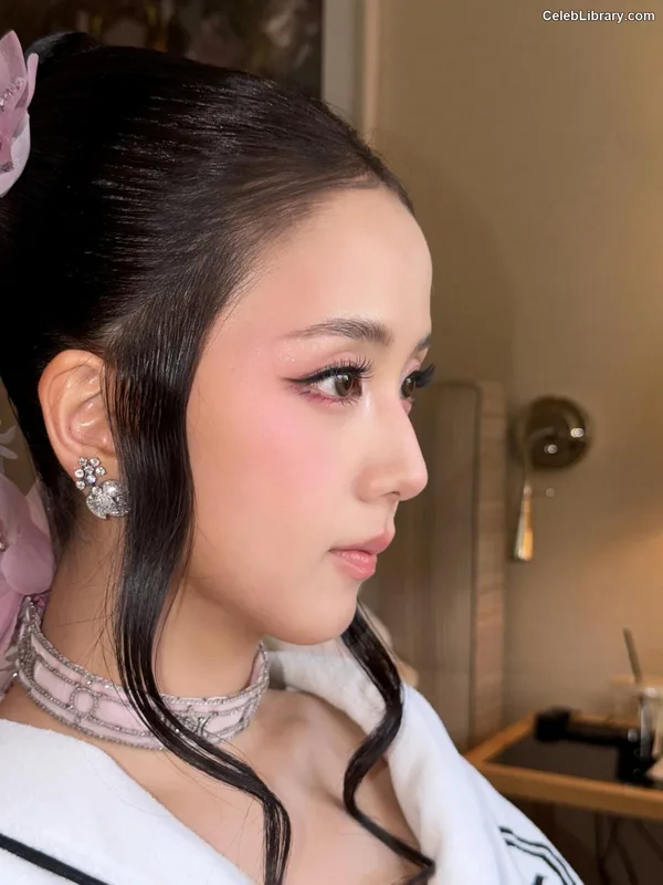 Jisoo  - BLΛƆKPIИK ( BLACKPINK ) photo 20 of 2451