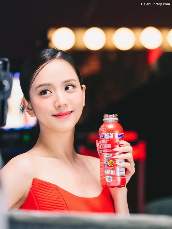Jisoo - BLΛƆKPIИK ( BLACKPINK ) photo 9 of 2451