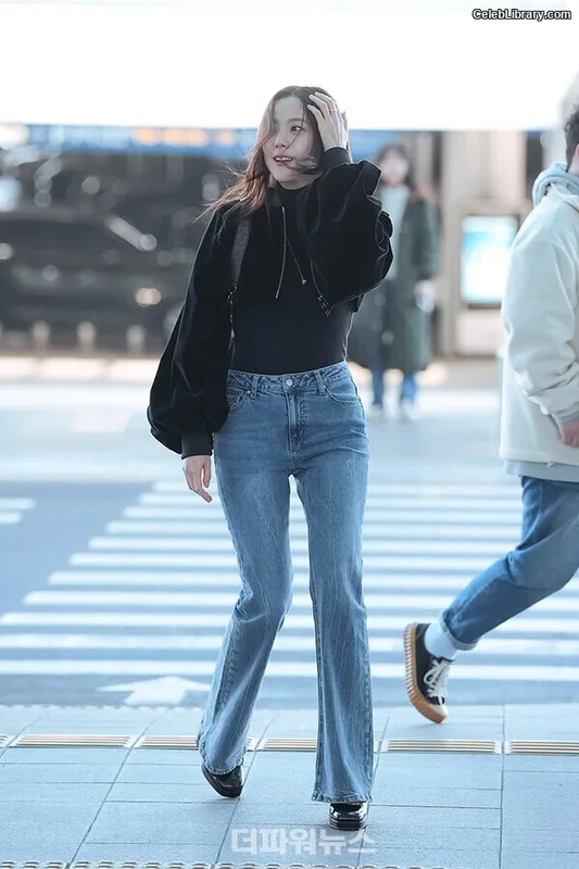 Jisoo - BLΛƆKPIИK ( BLACKPINK ) photo 21 of 2451
