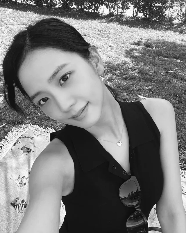 Jisoo - BLΛƆKPIИK ( BLACKPINK ) photo 15 of 2451