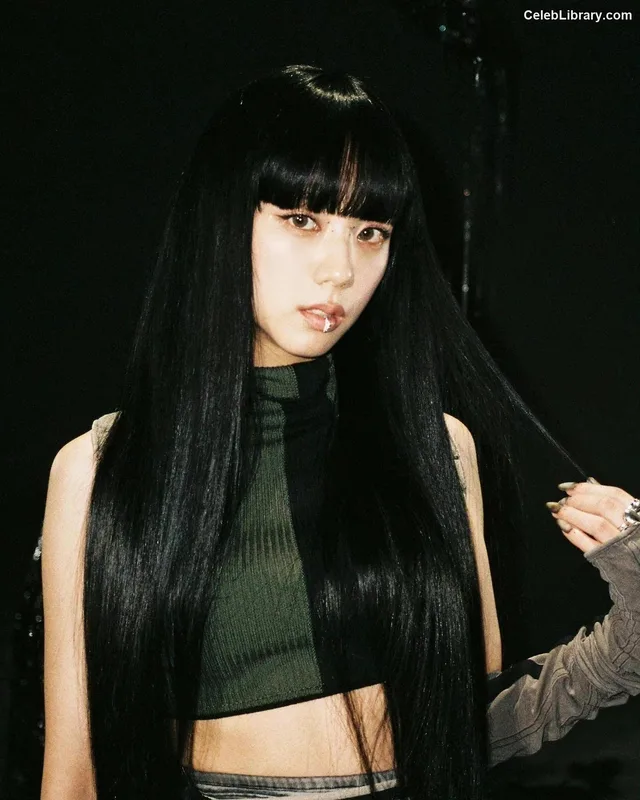 Jisoo - BLΛƆKPIИK ( BLACKPINK ) photo 24 of 2451