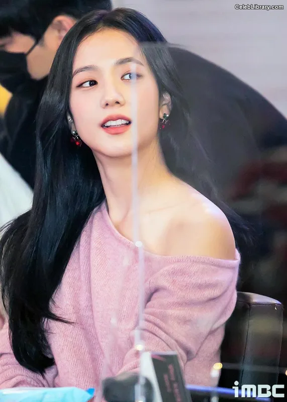 Jisoo  - BLΛƆKPIИK ( BLACKPINK ) photo 16 of 2451